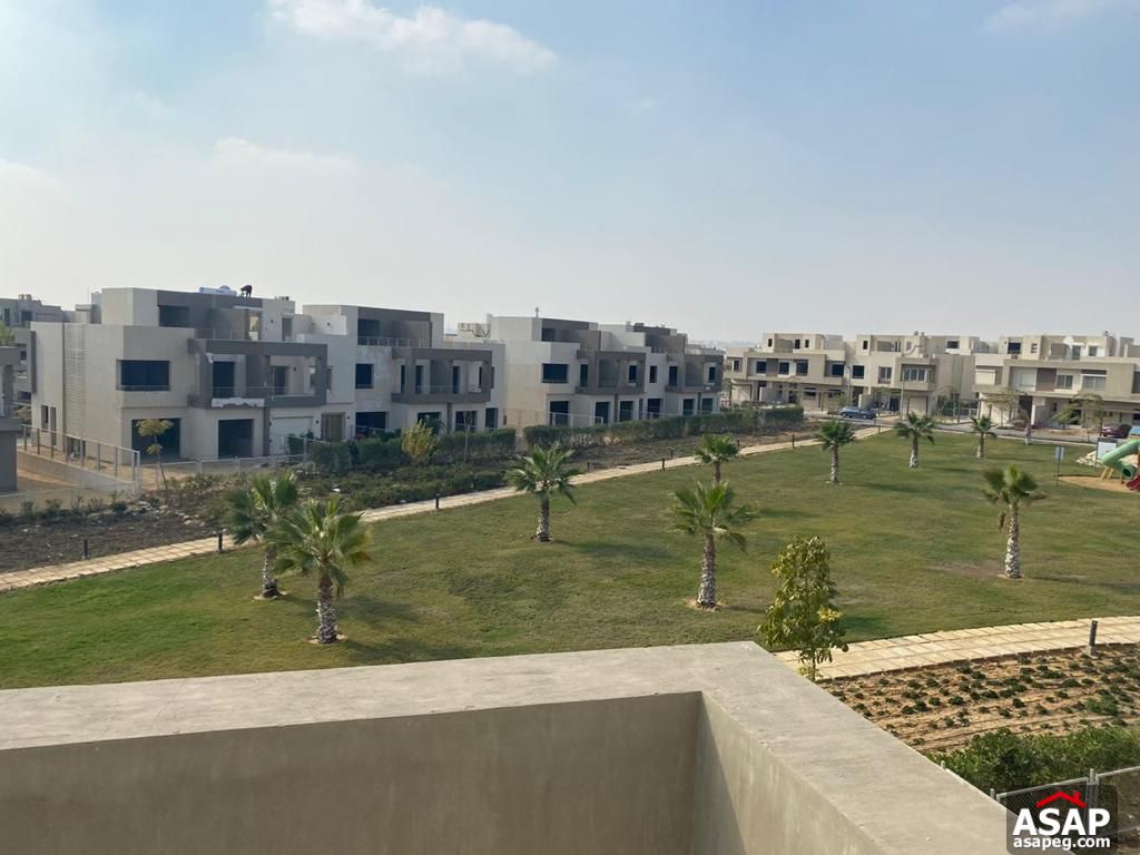 Town House for Sale in Palm Hills Golf Extention Town House for Sale in Palm Hills Golf Extention