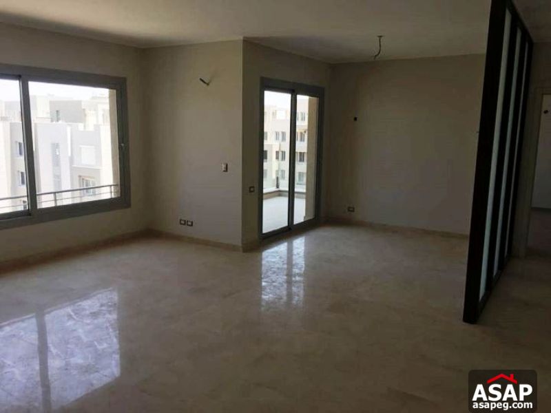 Apartment for Sale in Village Gate - New Cairo