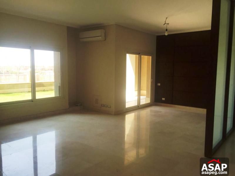 Apartment with Garden in the Village Palm Hills Apartment with Garden in the Village Palm Hills