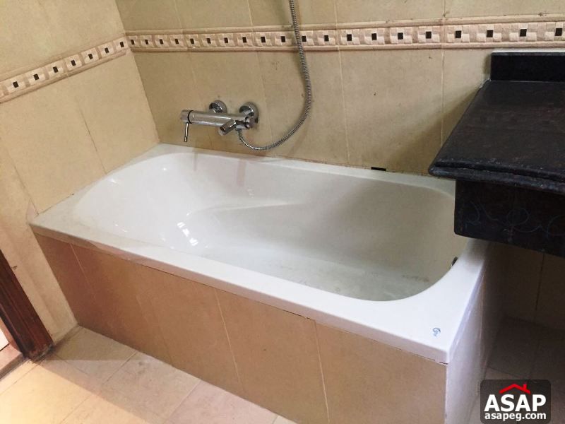 Duplex with Pool for Rent in West Golf Duplex with Pool for Rent in West Golf