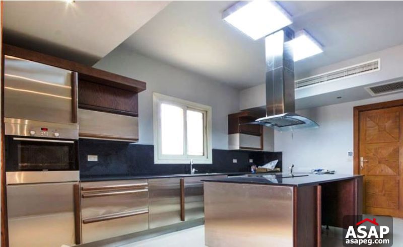 Villa for Rent in Marina City