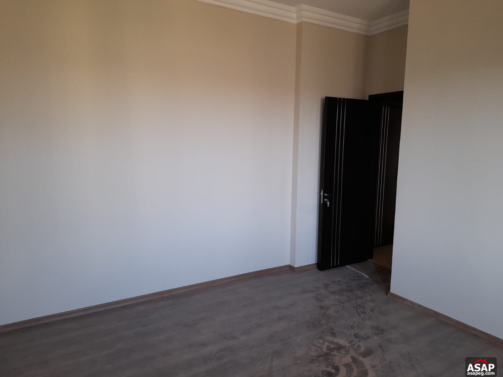 Apartment for Sale in Village Gate Apartment for Sale in Village Gate