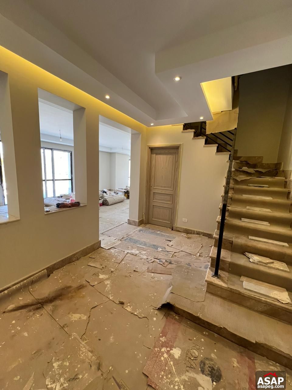 Semi Furnished Duplex with Garden for Rent in Eastown Semi Furnished Duplex with Garden for Rent in Eastown