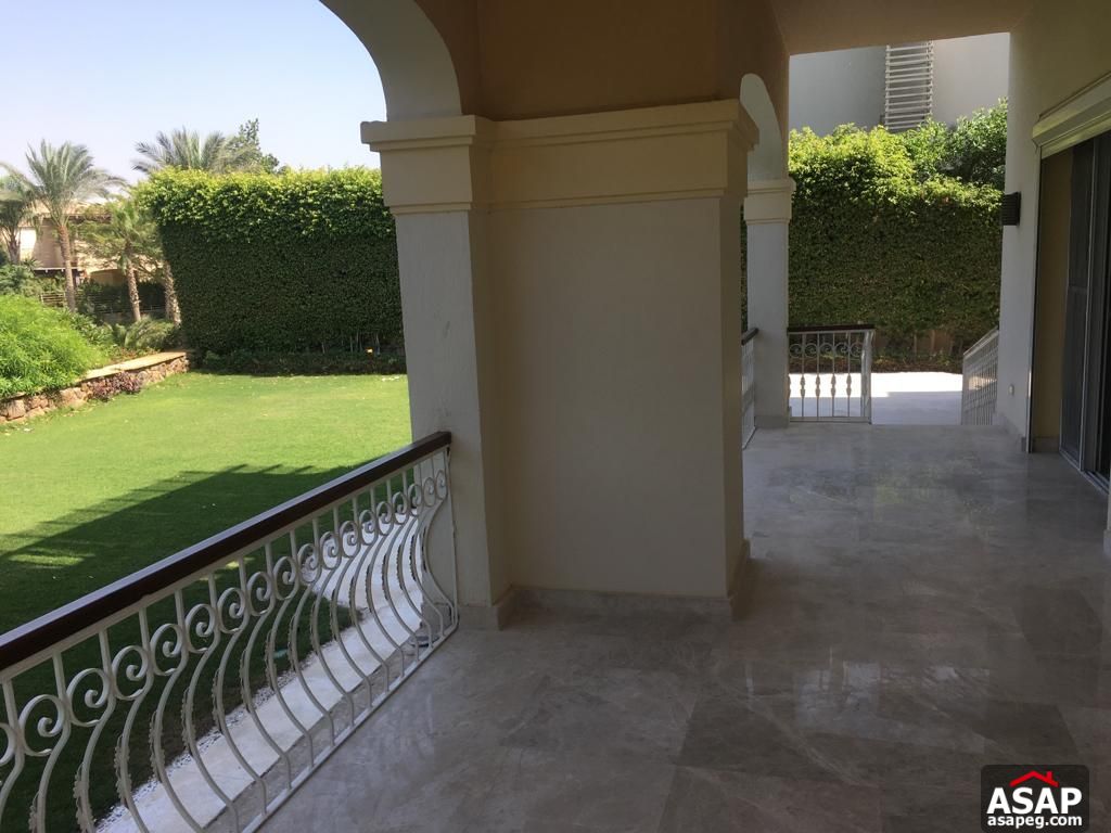 Villa for Rent in New Cairo compounds - Swan Lake Villa for Rent in New Cairo compounds - Swan Lake