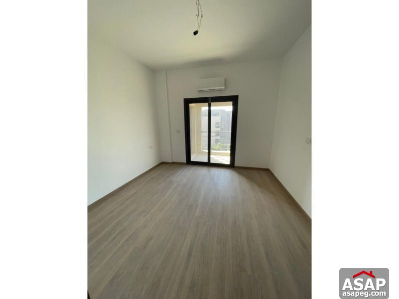 Penthouse for Sale in Fifth Square Penthouse for Sale in Fifth Square