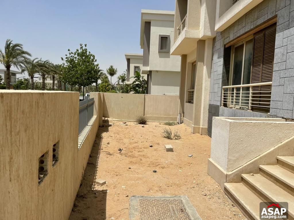 Stand Alone with Lake View for Sale in Cairo Festival City Stand Alone with Lake View for Sale in Cairo Festival City