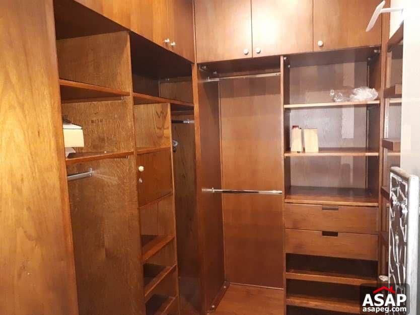 Apartment with Lake View for Rent in the WaterWay Apartment with Lake View for Rent in the WaterWay