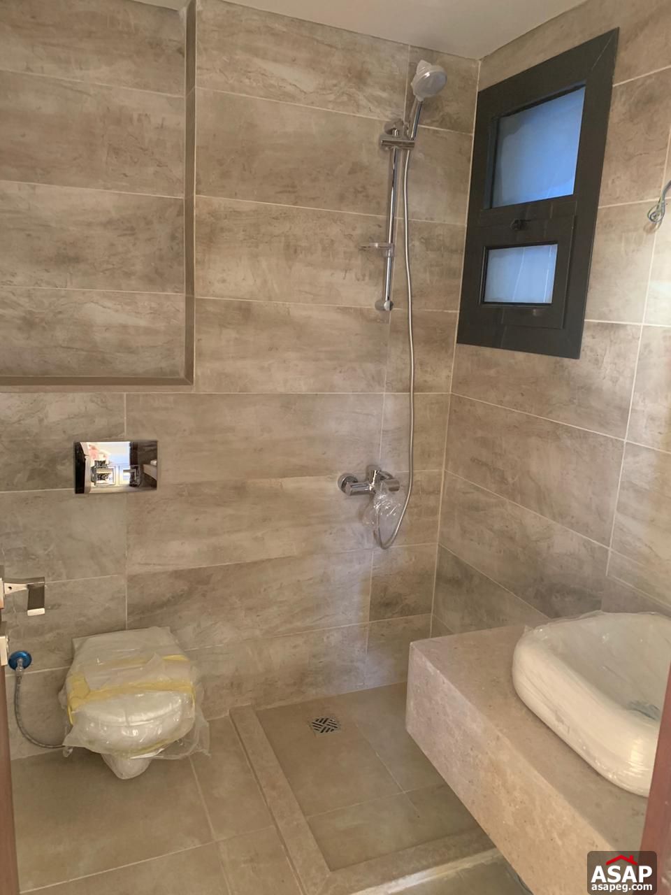 Duplex with Garden for Sale in Trio Gardens Duplex with Garden for Sale in Trio Gardens