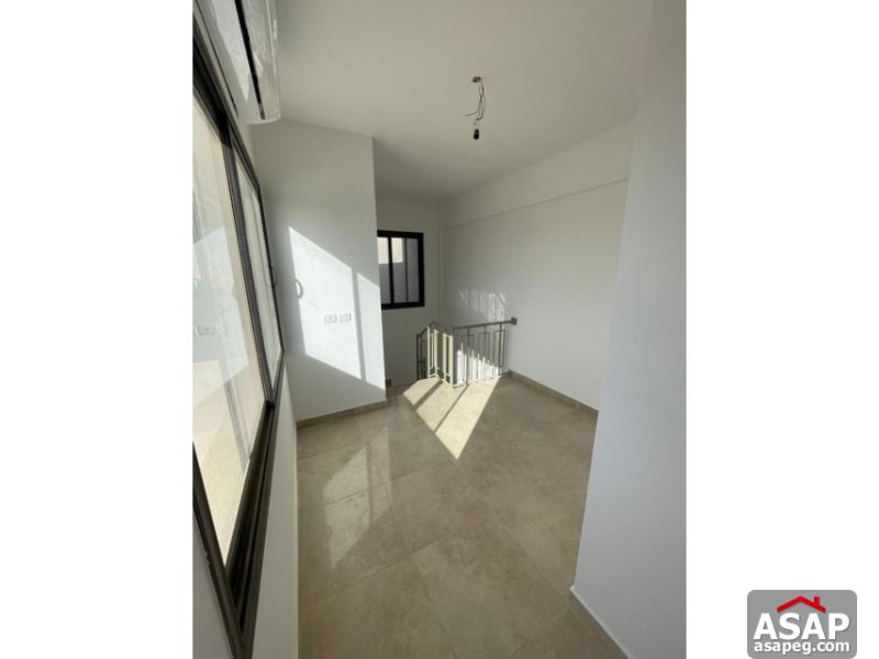 Penthouse for Sale in Fifth Square