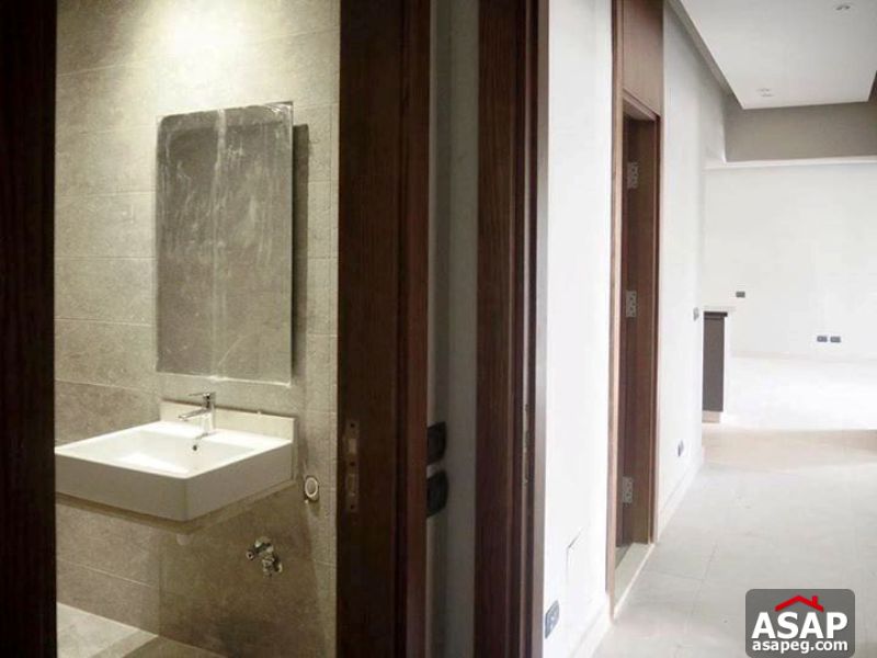 Apartment with Balcony for Rent in Zayed Dunes