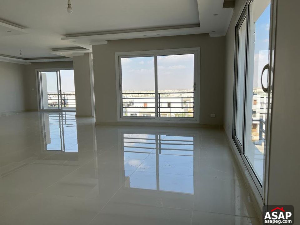 Semi Furnished Apartment for Rent in Hyde Park