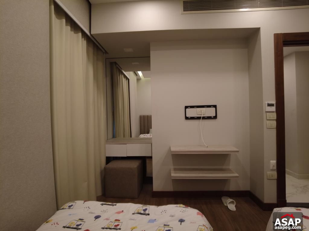 Furnished Studio for Rent in Village Gate