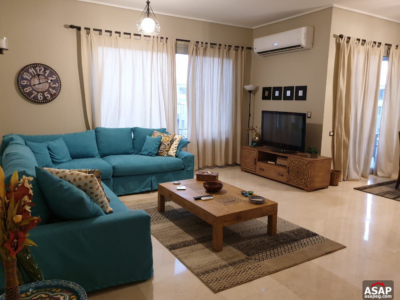 Apartment for Rent in Village Gate Apartment for Rent in Village Gate