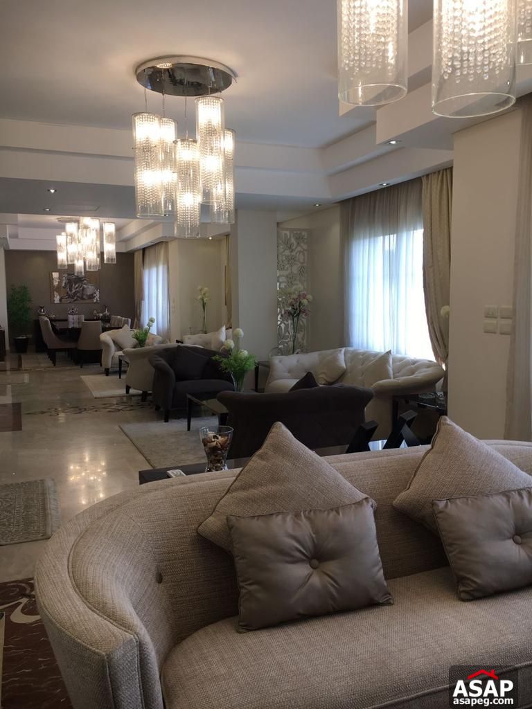 Furnished Villa for Sale in Hyde Park Furnished Villa for Sale in Hyde Park