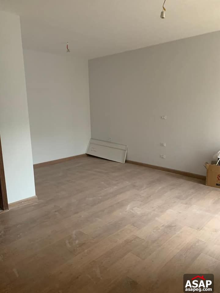 Apartment 184m for Rent in Eastown Compound Apartment 184m for Rent in Eastown Compound