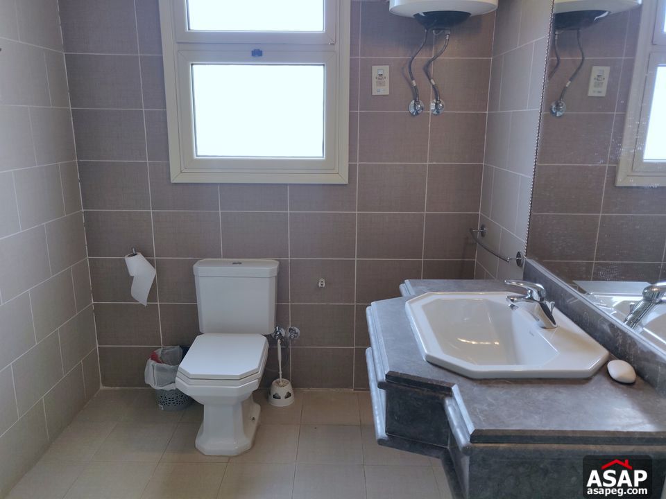 Twin House for Rent in the Villa Compound Twin House for Rent in the Villa Compound