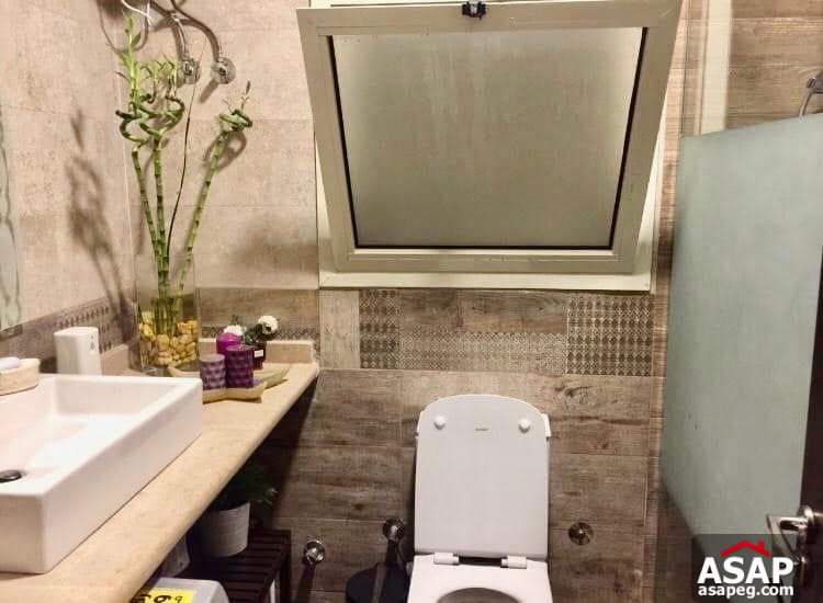 Apartment with Lake View for Rent in Park View Apartment with Lake View for Rent in Park View