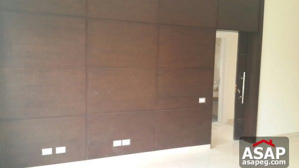 Studio for sale in the Village Studio for sale in the Village