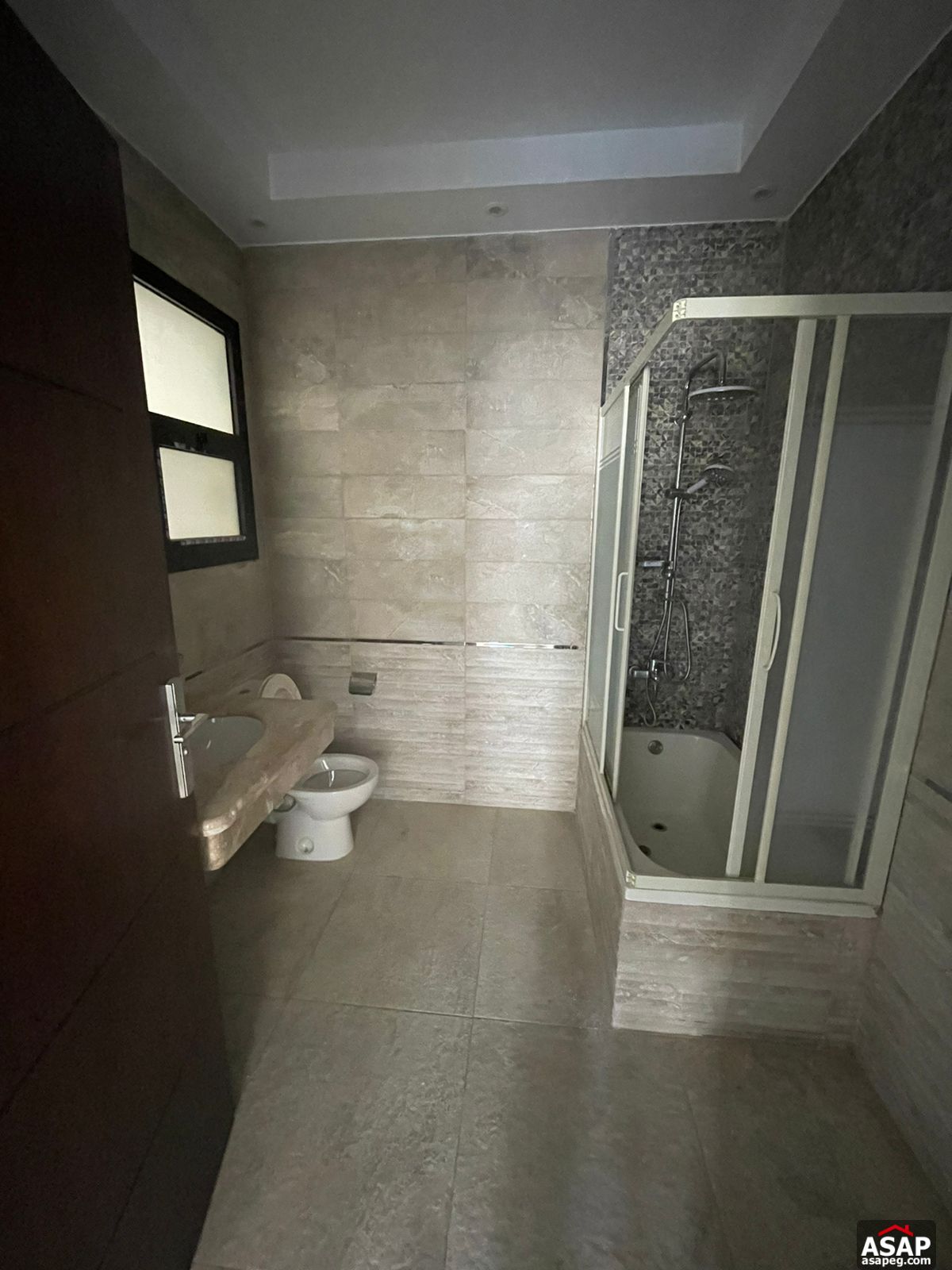 Apartment for Rent in Eastown Compound Apartment for Rent in Eastown Compound