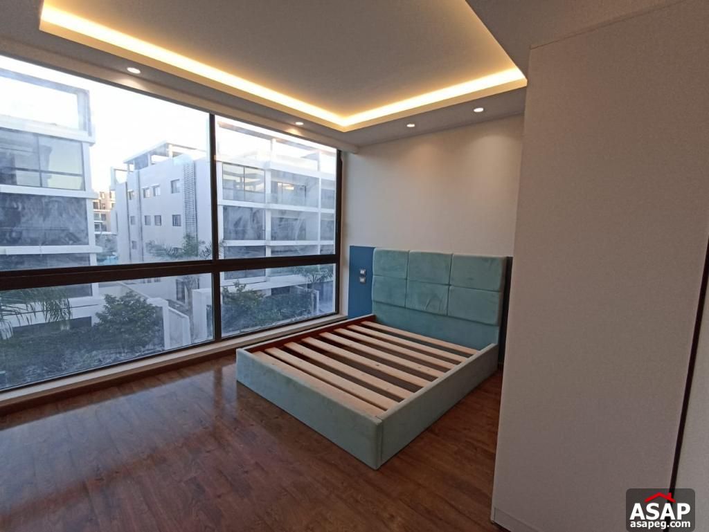 Semi Furnished Apartment for Sale in Lake View Residence