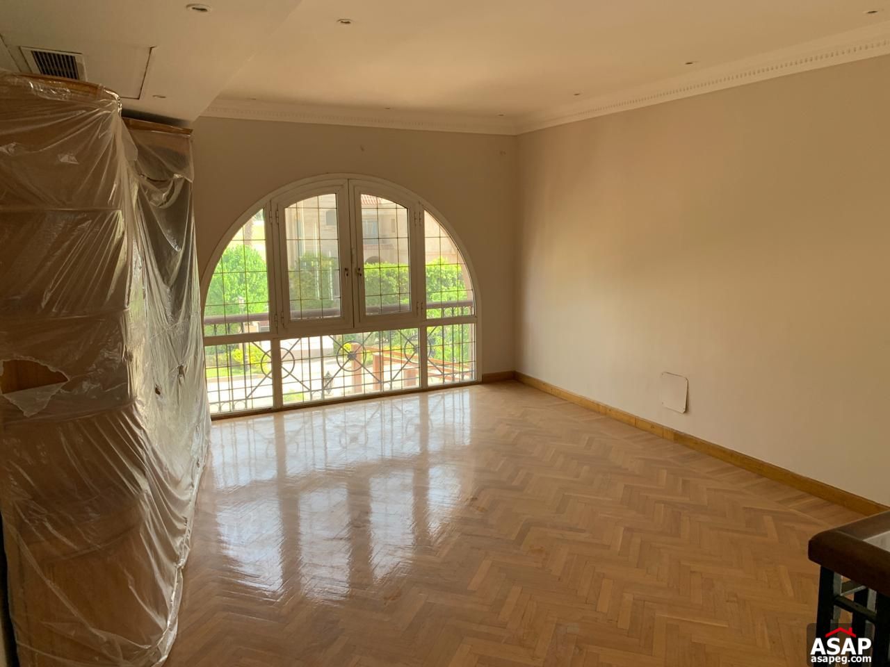 Villa with Golf View for Sale in Mirage Compound Villa with Golf View for Sale in Mirage Compound