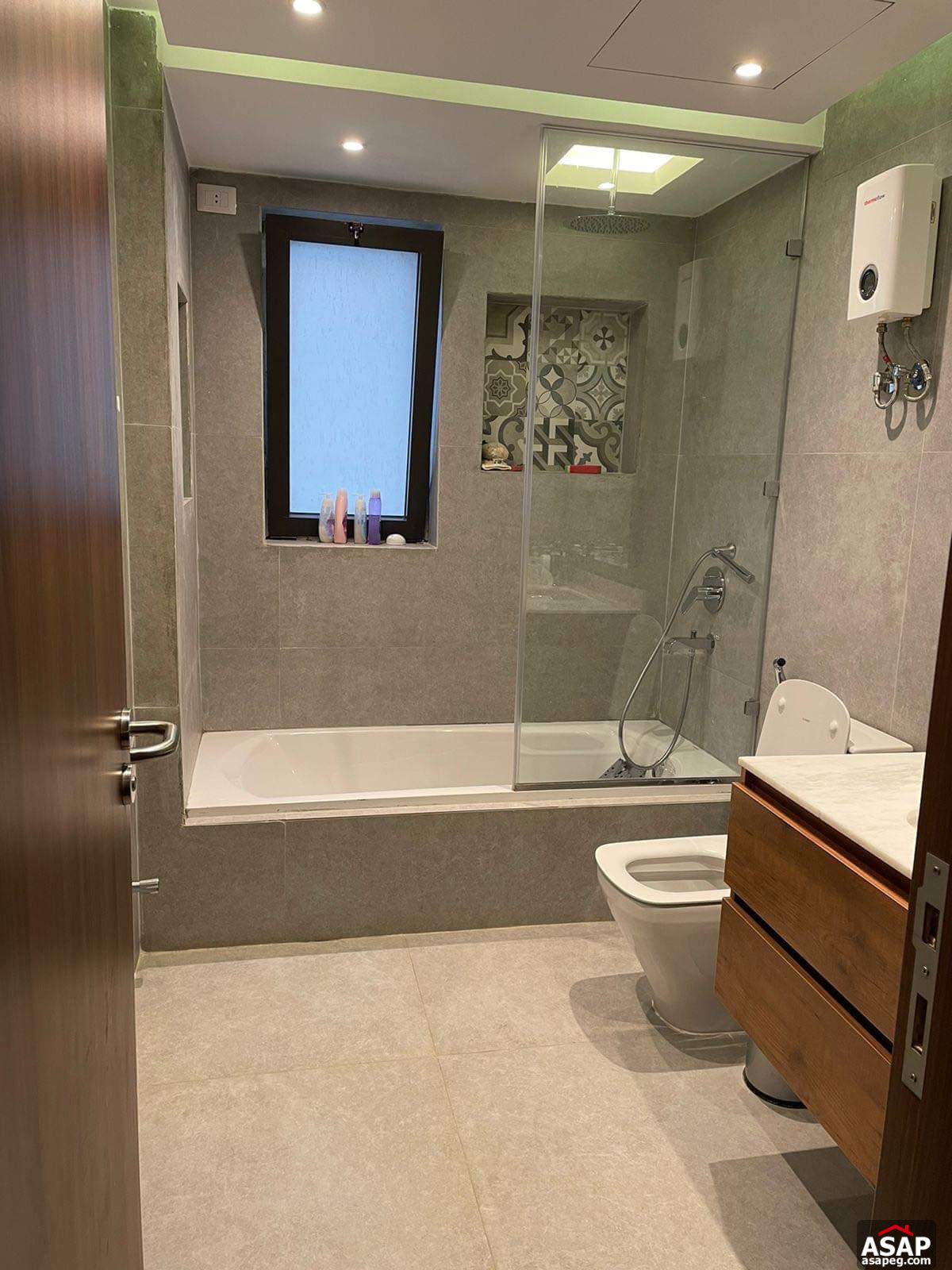 Amazing Apartment for Sale in Lake View Residence Amazing Apartment for Sale in Lake View Residence