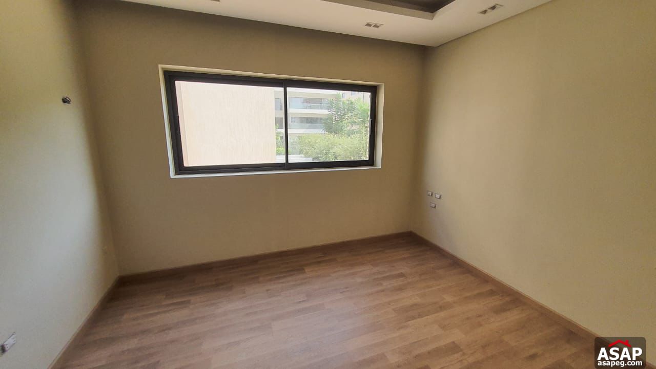 Apartment with Lake View in Lake View Residence Apartment with Lake View in Lake View Residence