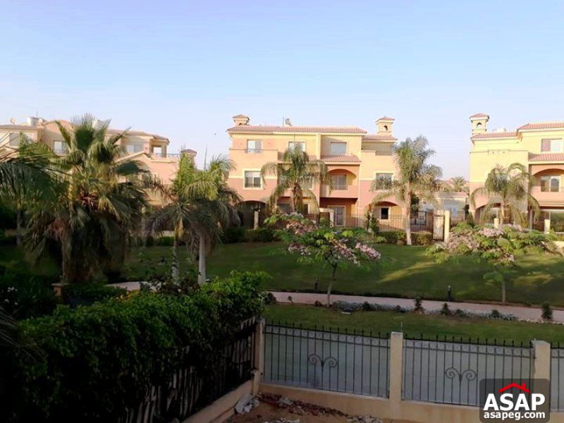 Twin House for Rent in Les Rois Twin House for Rent in Les Rois