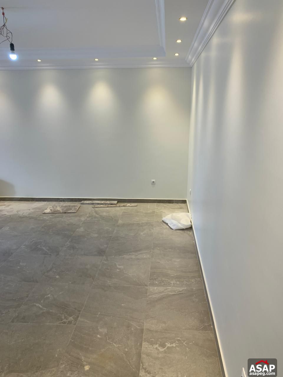 Ground Floor for Rent in Hyde Park Compound Ground Floor for Rent in Hyde Park Compound