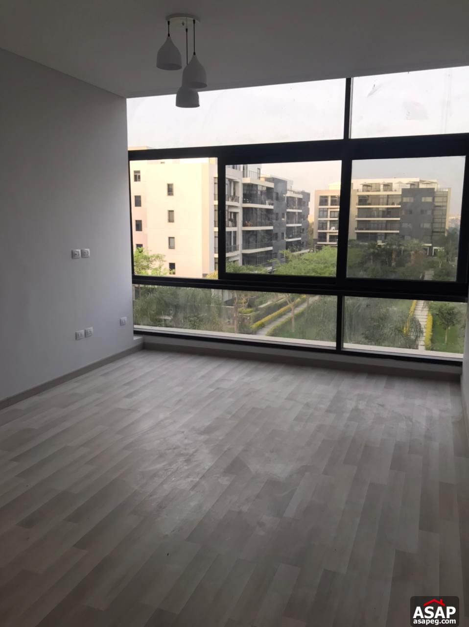 Apartment with Lake View for Rent in The WaterWay Apartment with Lake View for Rent in The WaterWay