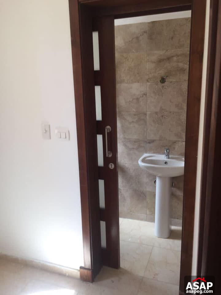 Stand Alone Villa for Rent in Mivida