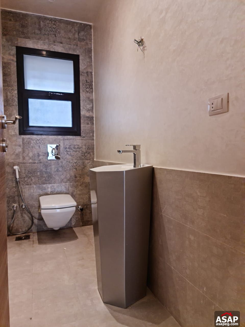 Apartment for Rent in Eastown Compound Apartment for Rent in Eastown Compound