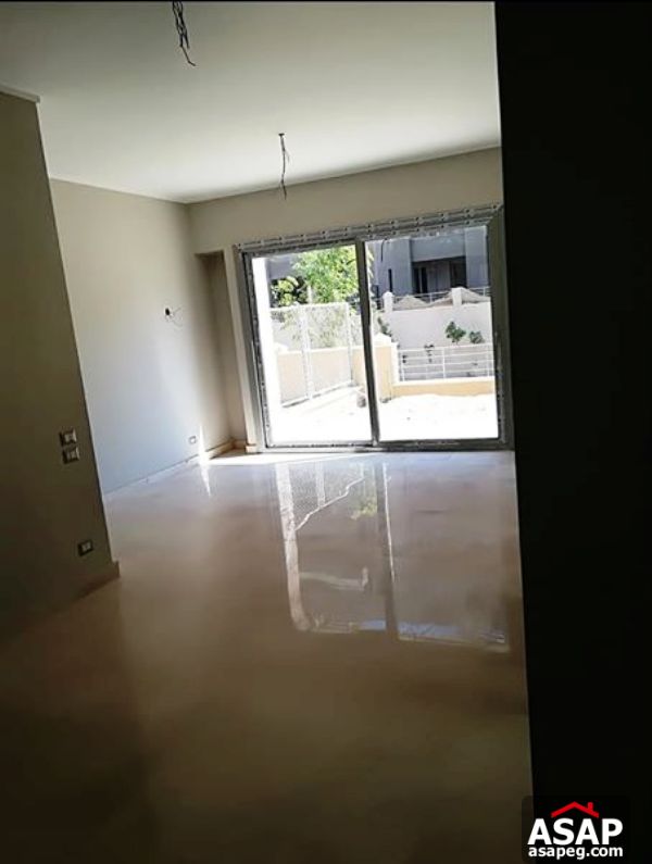 Studio with Garden in Village Gate Studio with Garden in Village Gate