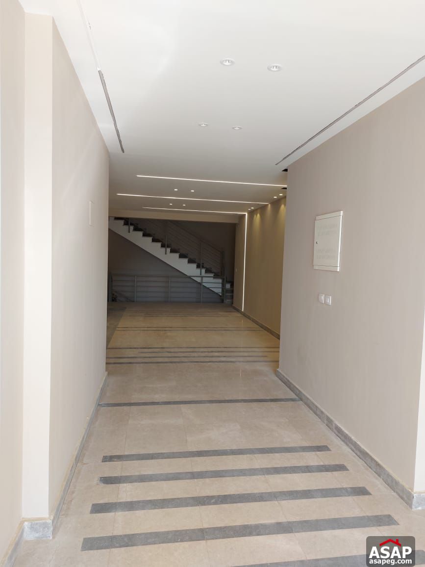 Apartment for Sale in Fifth Square Apartment for Sale in Fifth Square