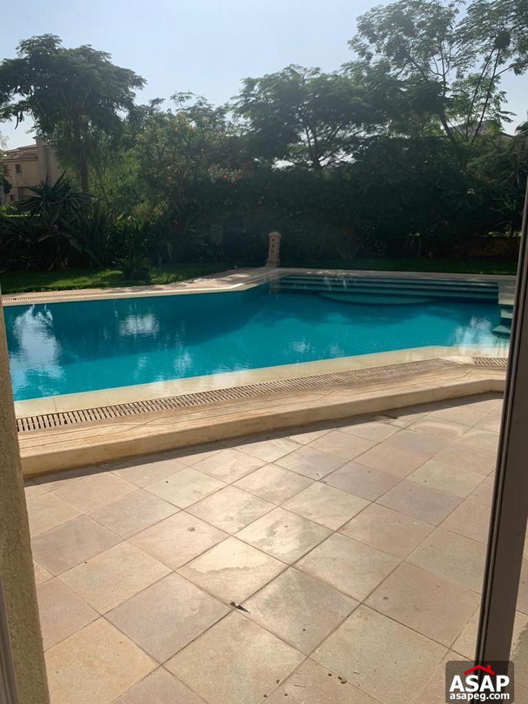 Stand Alone with Swimming Pool for Sale in Lake View Stand Alone with Swimming Pool for Sale in Lake View