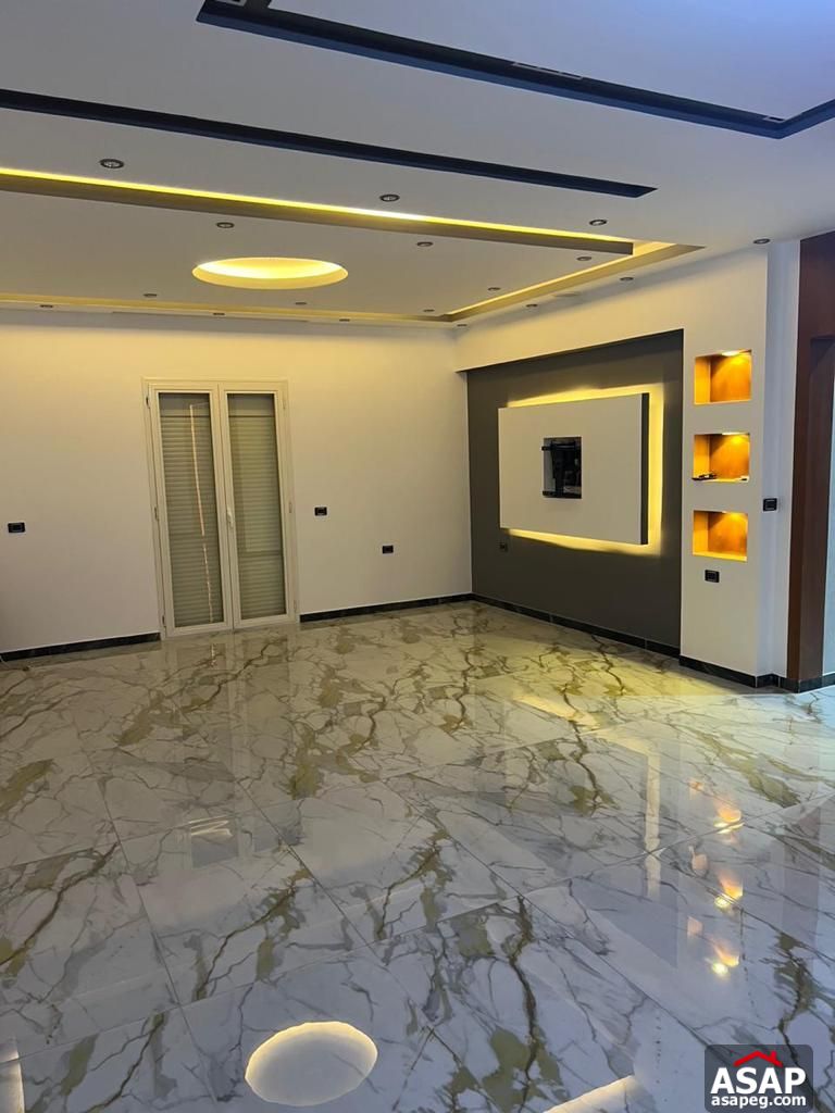 Apartment for Rent in Hyde Park Compound