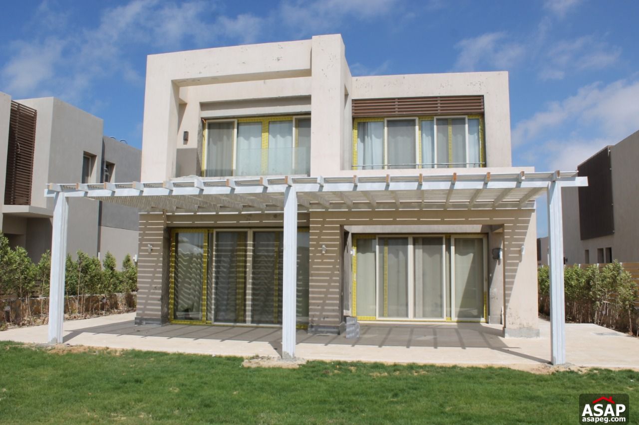 Stand Alone with Big Garden for Sale in North Coast Stand Alone with Big Garden for Sale in North Coast