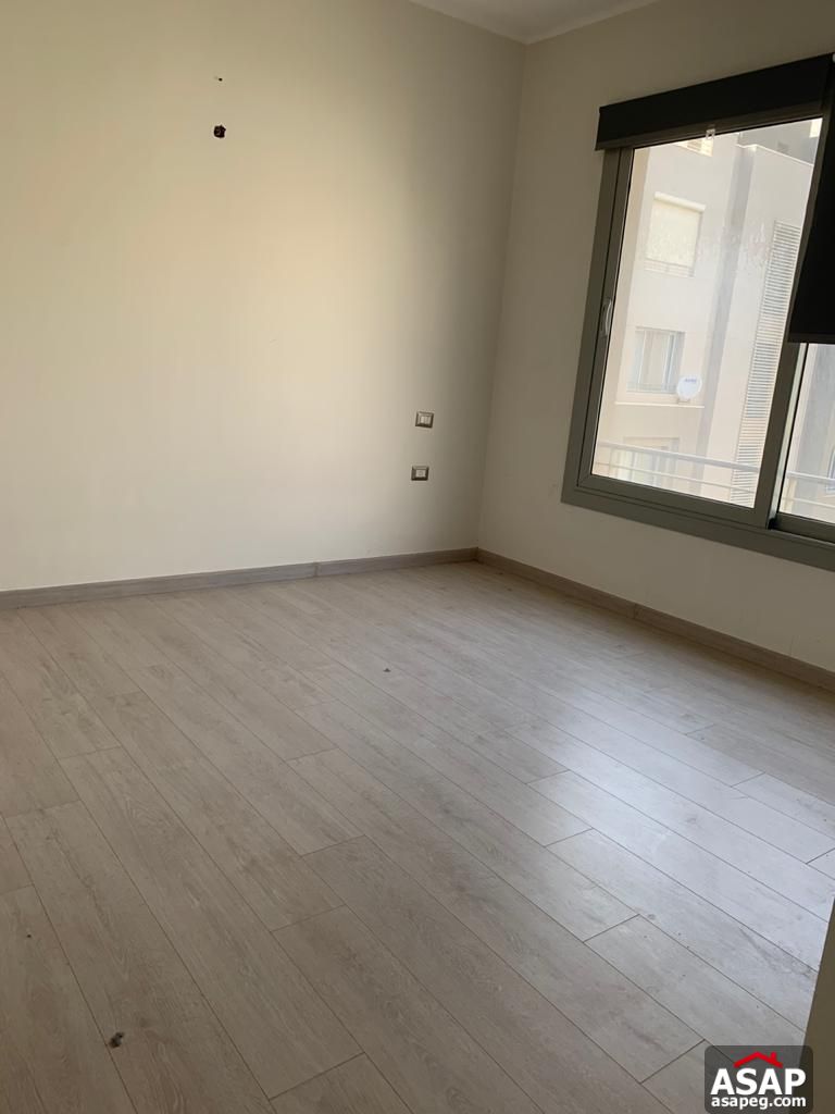 Apartment for Sale in Village Gate Compound Apartment for Sale in Village Gate Compound