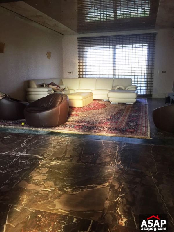 Stand Alone with Pool for Rent in the Villa Stand Alone with Pool for Rent in the Villa