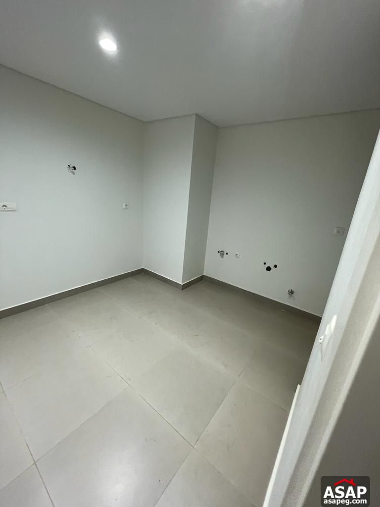 Apartment with Lake View for Rent in Mivida Compound