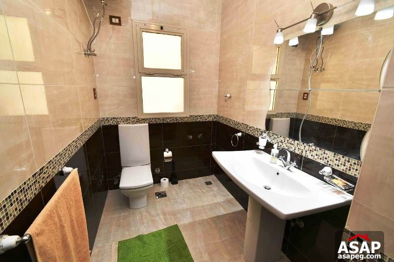 Villa with Pool for Rent in Lago Vista - New Cairo Villa with Pool for Rent in Lago Vista - New Cairo