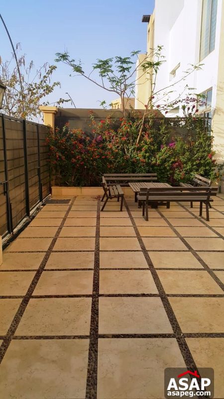 Villa with Garden for Rent in Allegria Villa with Garden for Rent in Allegria