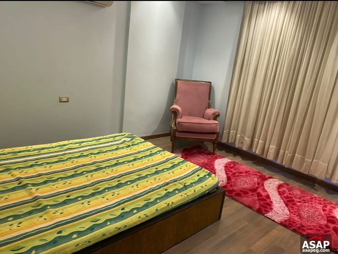 Furnished Flat for Rent in the Square Furnished Flat for Rent in the Square