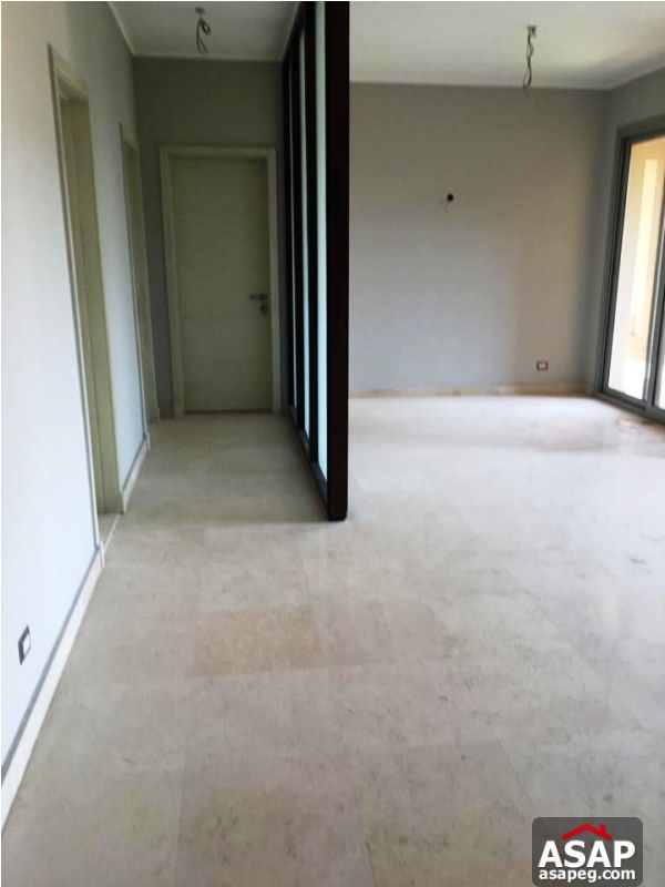 Apartment for Sale in Village Gate Apartment for Sale in Village Gate