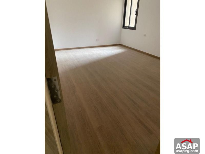 Finished Apartment for Sale in Fifth Square