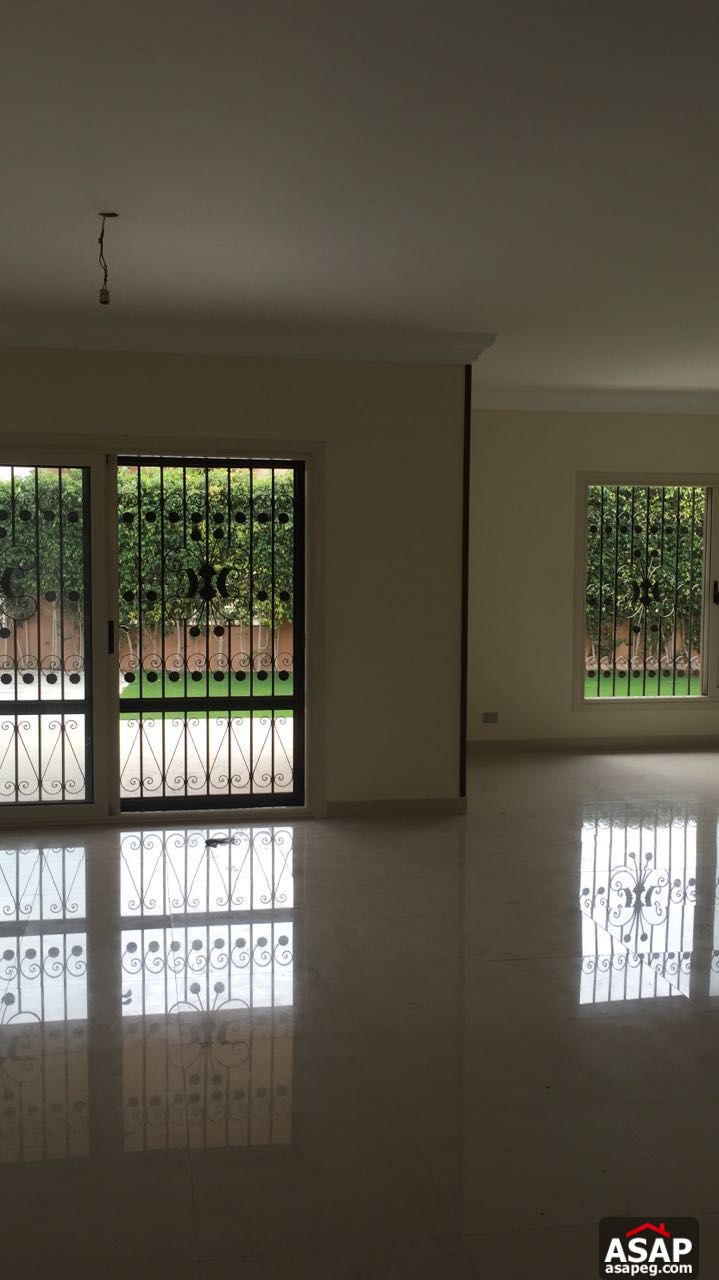 Villa with Pool for Rent in Royal City - Sheikh Zayed Villa with Pool for Rent in Royal City - Sheikh Zayed