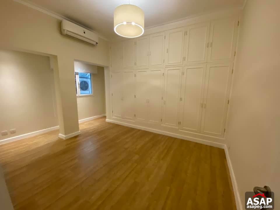 Semi Furnished Flat for Rent in Zamalek Semi Furnished Flat for Rent in Zamalek