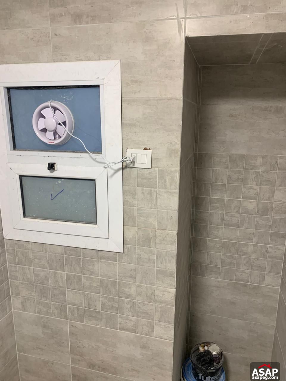 Ground Floor for Rent in Hyde Park Compound Ground Floor for Rent in Hyde Park Compound