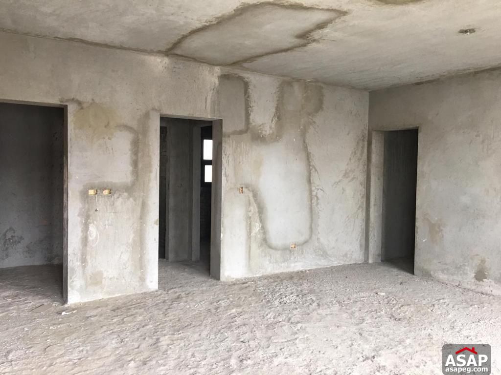 Flat for Sale in Eastown Sodic Flat for Sale in Eastown Sodic