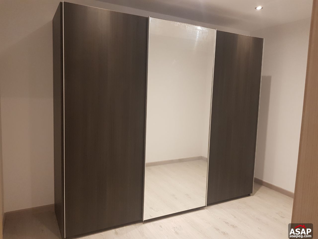 Furnished Basement for Rent in Lake View Furnished Basement for Rent in Lake View